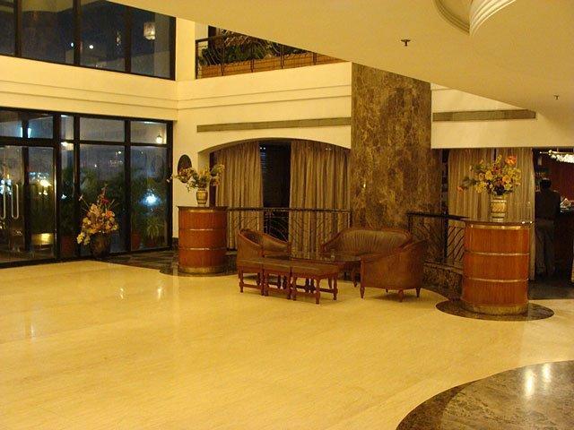 Leo Fort Hotel Jalandhar Exterior foto